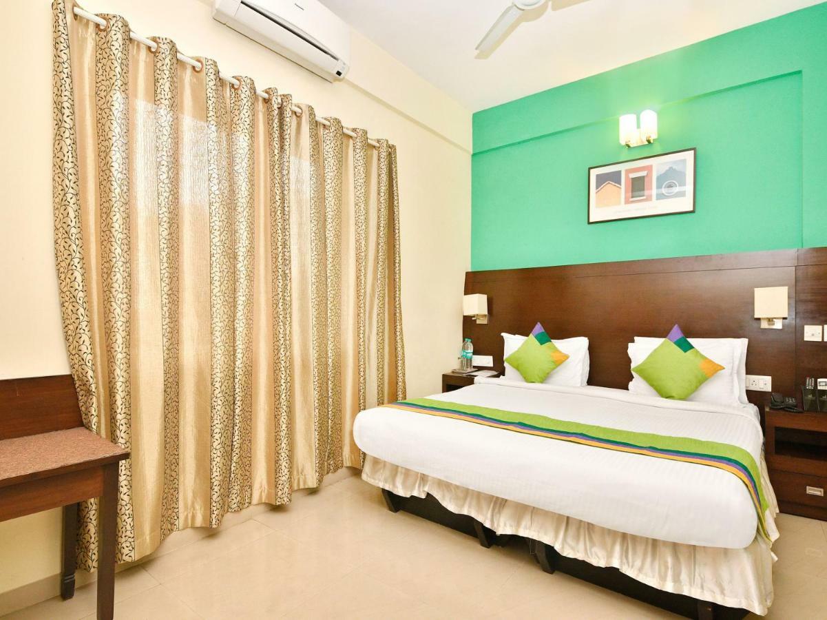 Treebo Trend Sterling Suites Inn Bangalore Exterior foto